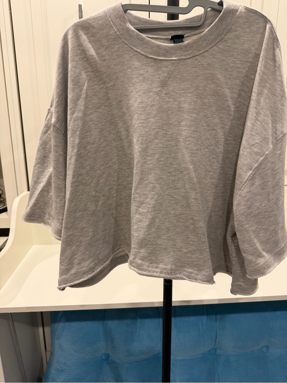 wild fable Light Gray Boxy Crewneck Sweatshirt